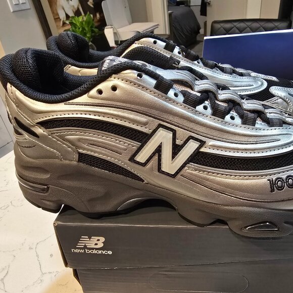 New Balance 1000 Black Silver Metallic Men's Shoe M1000EGR SIZE 10 NEW SNEAKERS - Picture 1 of 15